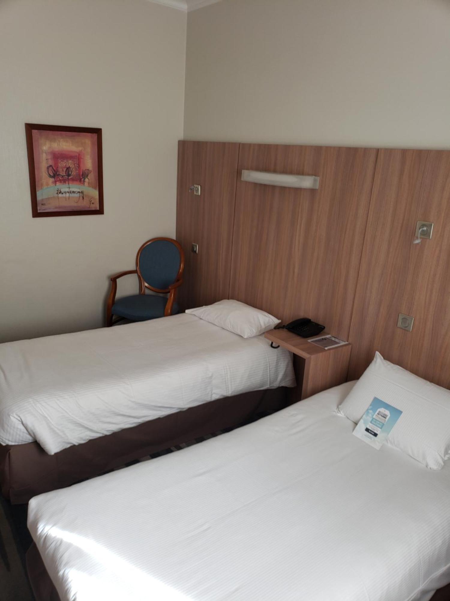 Kyriad Hotel Tours Centre Exterior photo